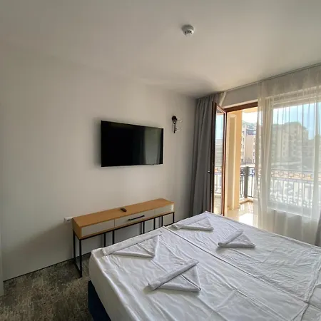 Sirena First Line - сирена на първа линия * ゴールデンサンド