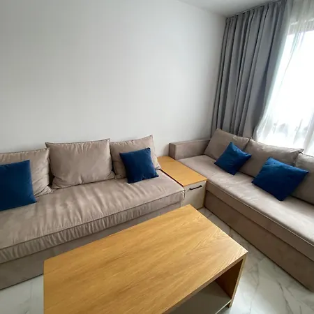 Apartment Sirena First Line - сирена на първа линия Goldstrand
