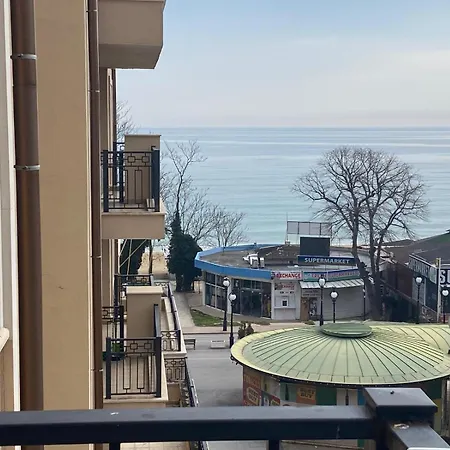 Apartment Sirena First Line - сирена на първа линия