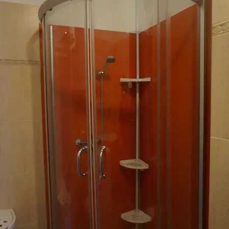 Sirena First Line - сирена на първа линия アパート