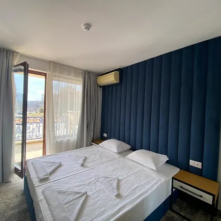 Sirena First Line - сирена на първа линия Апартаменты