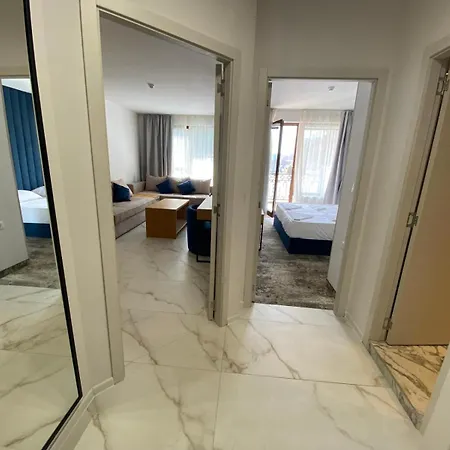 Sirena First Line - сирена на първа линия Lejlighed